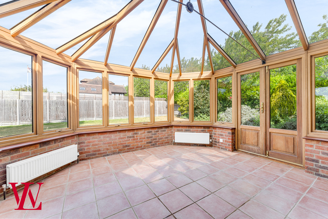 5 bed detached house to rent in Maze Green Heights, Bishop's Stortford, Hertfordshire  - Property Image 11