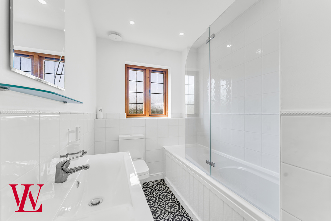 5 bed detached house to rent in Maze Green Heights, Bishop's Stortford, Hertfordshire  - Property Image 21