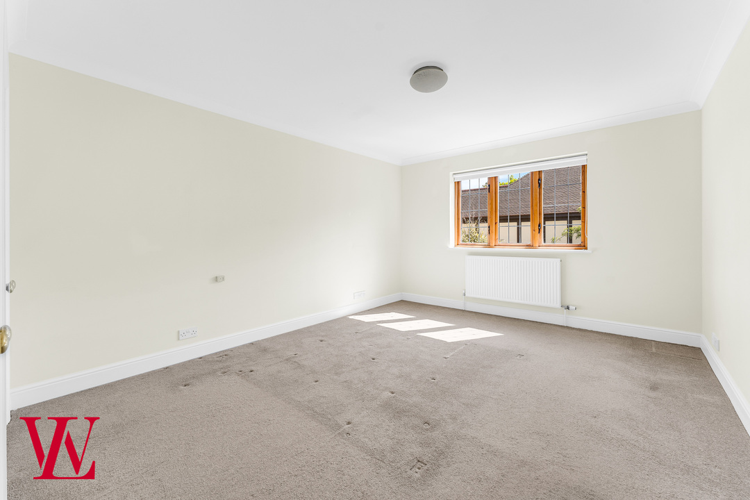 5 bed detached house to rent in Maze Green Heights, Bishop's Stortford, Hertfordshire  - Property Image 17