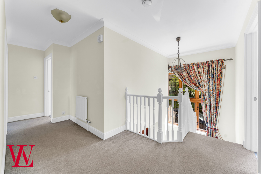 5 bed detached house to rent in Maze Green Heights, Bishop's Stortford, Hertfordshire  - Property Image 13