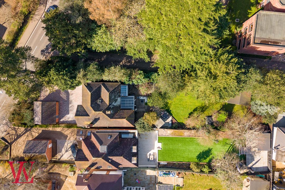 5 bed detached house for sale in Hadham Road, Bishop's Stortford, Hertfordshire  - Property Image 2