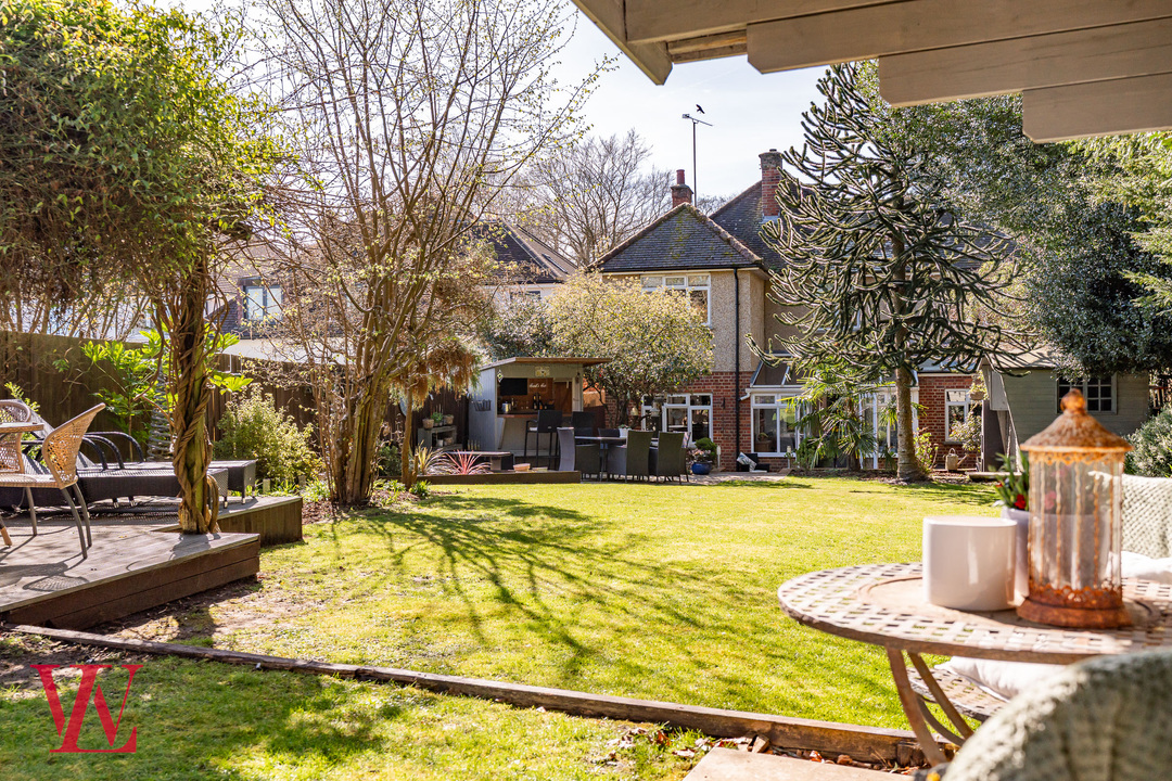 5 bed detached house for sale in Hadham Road, Bishop's Stortford, Hertfordshire 3