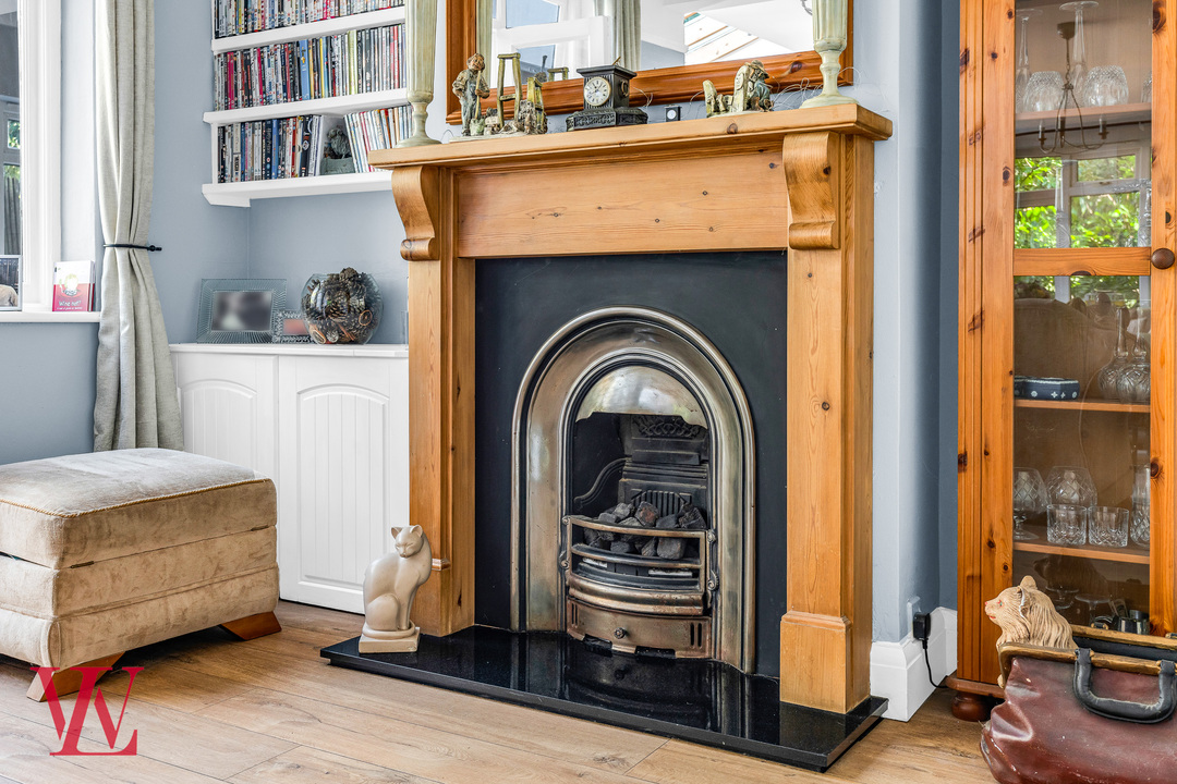 5 bed detached house for sale in Hadham Road, Bishop's Stortford, Hertfordshire  - Property Image 8