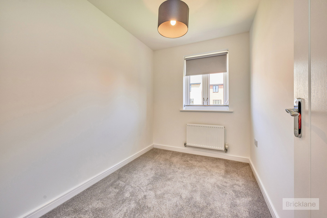 3 bed semi-detached house to rent in Handscomb Way, Bishops Stortford, Hertfordshire  - Property Image 7