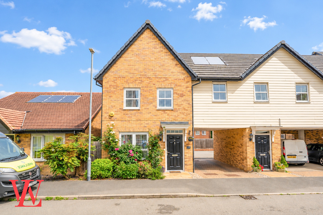2 bed semi-detached house for sale in Isabel Drive, Elsenham, Bishop's Stortford, Essex