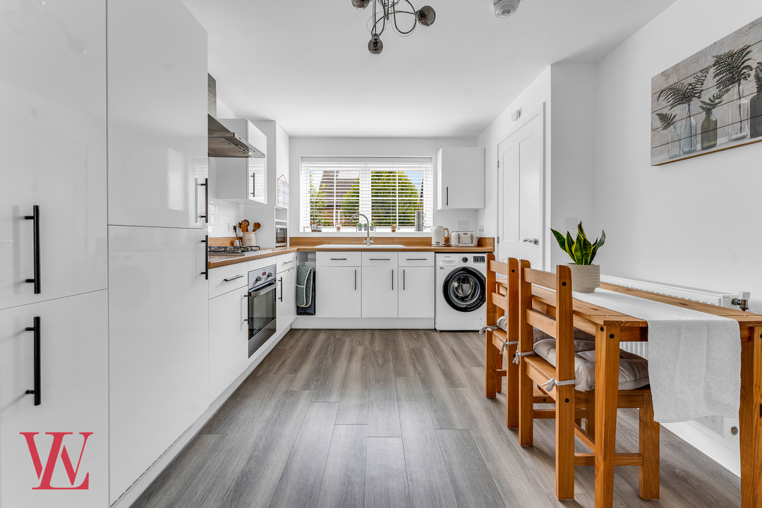 2 bed semi-detached house for sale in Isabel Drive, Elsenham, Bishop's Stortford, Essex  - Property Image 5