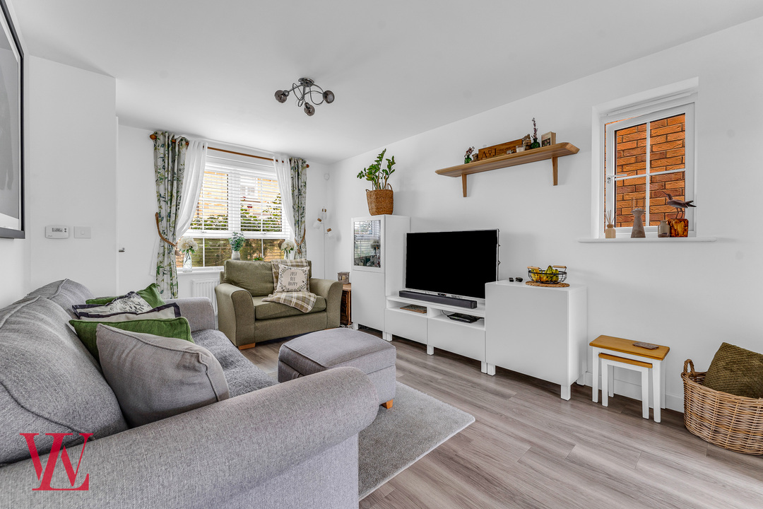2 bed semi-detached house for sale in Isabel Drive, Elsenham, Bishop's Stortford, Essex  - Property Image 4