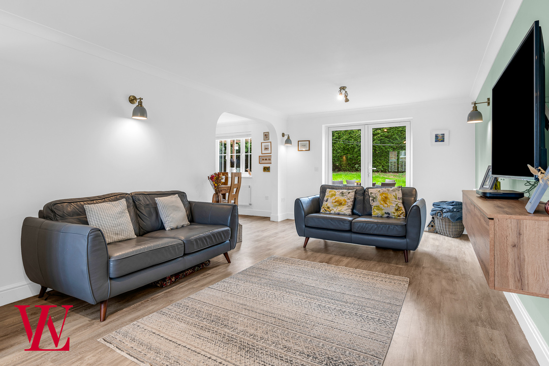 4 bed detached house for sale in Old Bell Close, Stansted, Essex  - Property Image 4