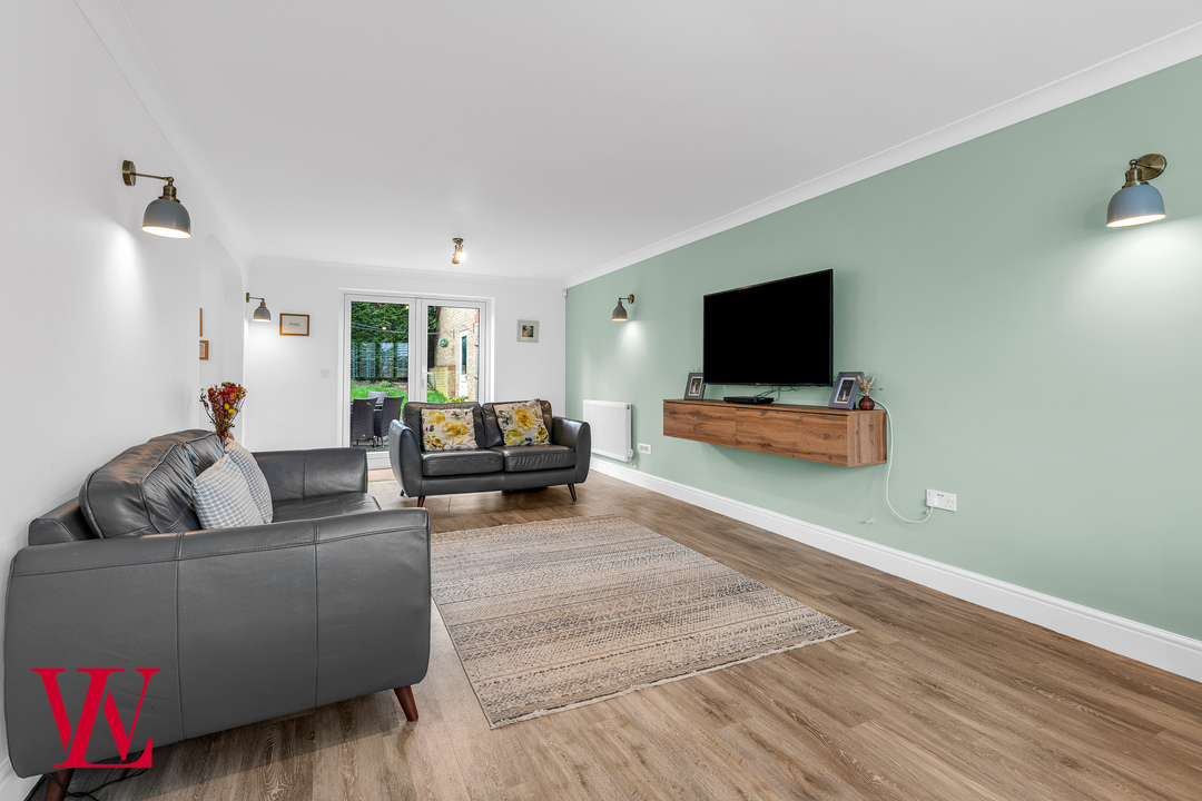 4 bed detached house for sale in Old Bell Close, Stansted, Essex  - Property Image 5