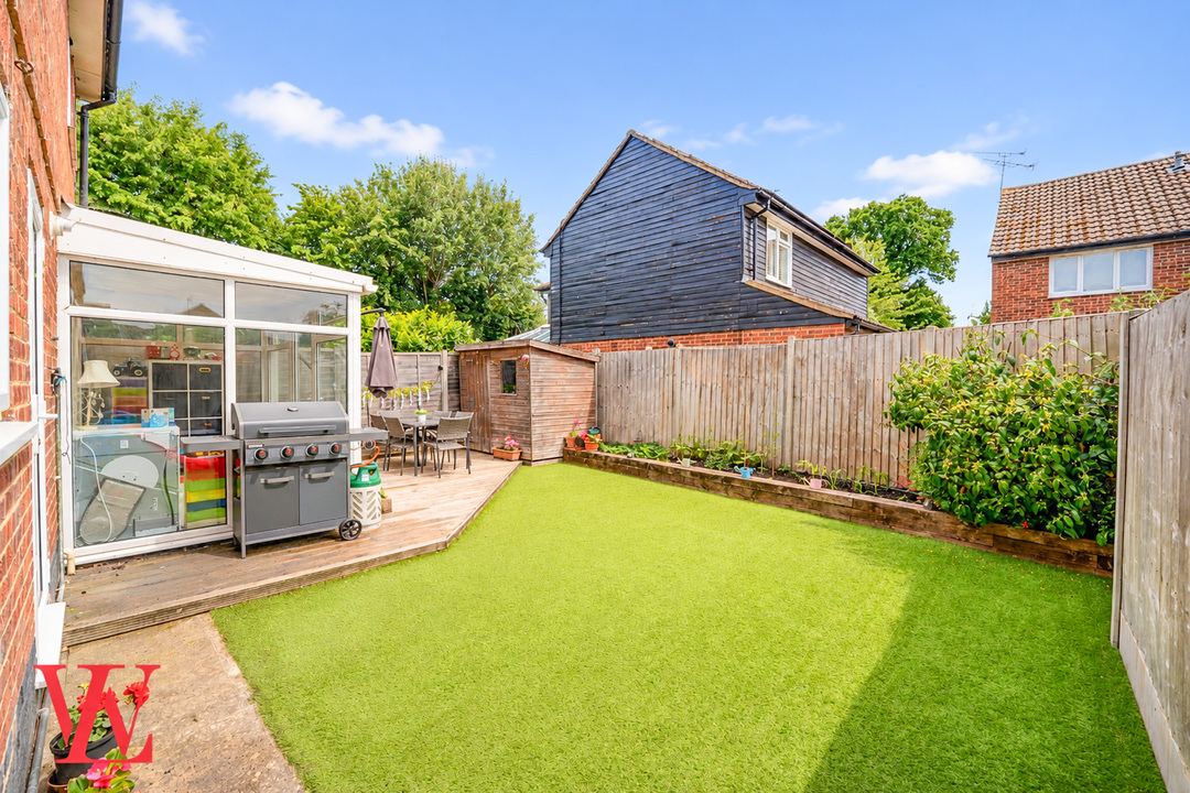 3 bed detached house for sale in De Mandeville Road, Elsenham, Bishop's Stortford, Essex 16