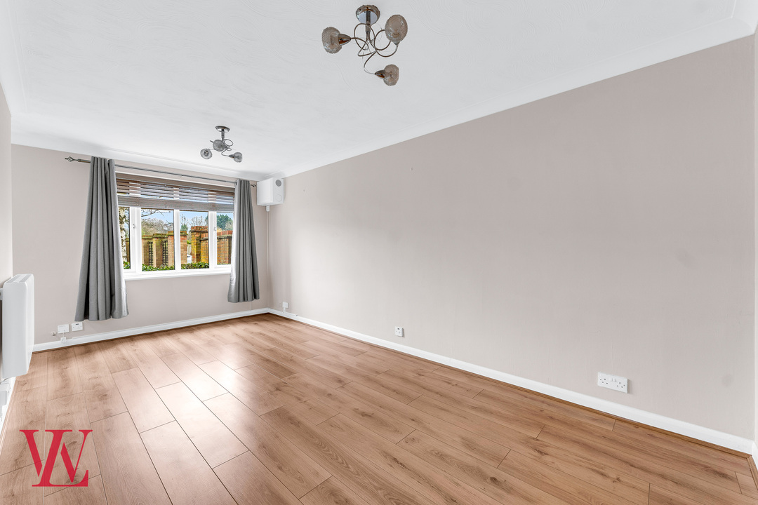 1 bed apartment for sale in Hunters Court, Elsenham, Bishop's Stortford, Hertfordshire  - Property Image 4