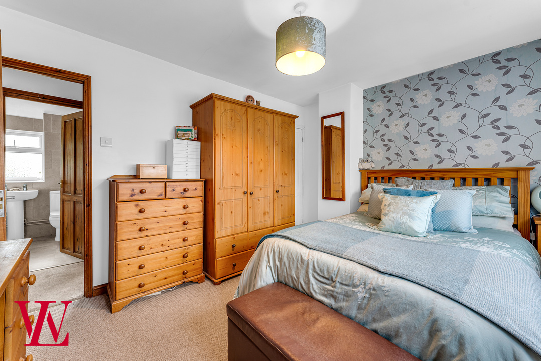 4 bed semi-detached house for sale in Audrey Gardens, Bishop's Stortford, Hertfordshire  - Property Image 14