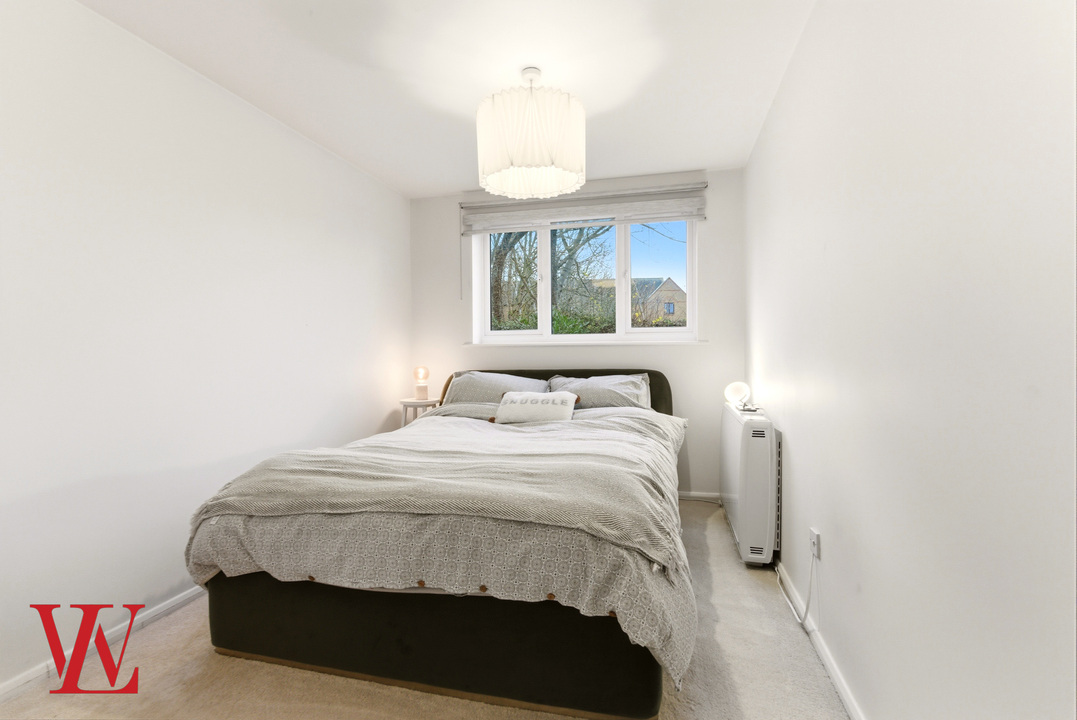 2 bed apartment for sale in Granary Court, Haslers Lane, Dunmow, Essex  - Property Image 11