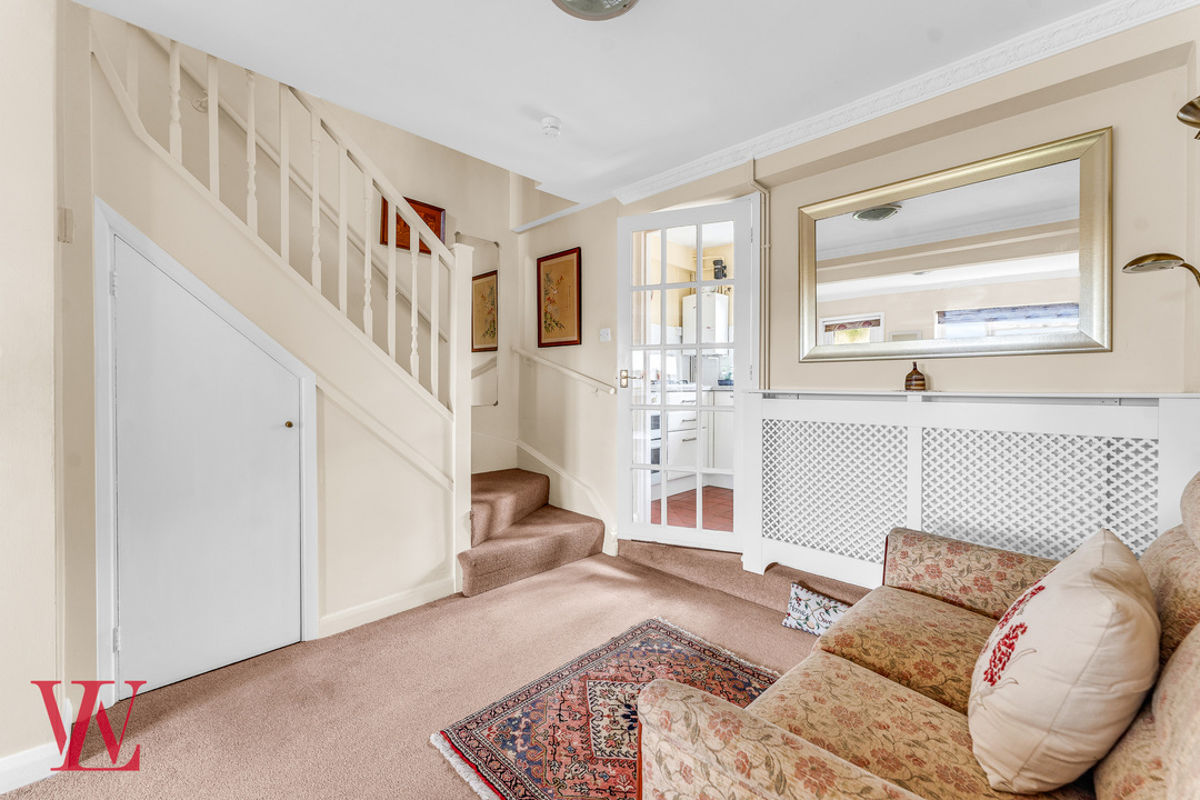 2 bed terraced house for sale in Barrells Down Road, Bishop's Stortford, Hertfordshire 4