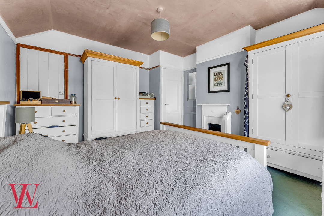 3 bed semi-detached house for sale in Zambesi Road, Bishop's Stortford, Hertfordshire  - Property Image 12