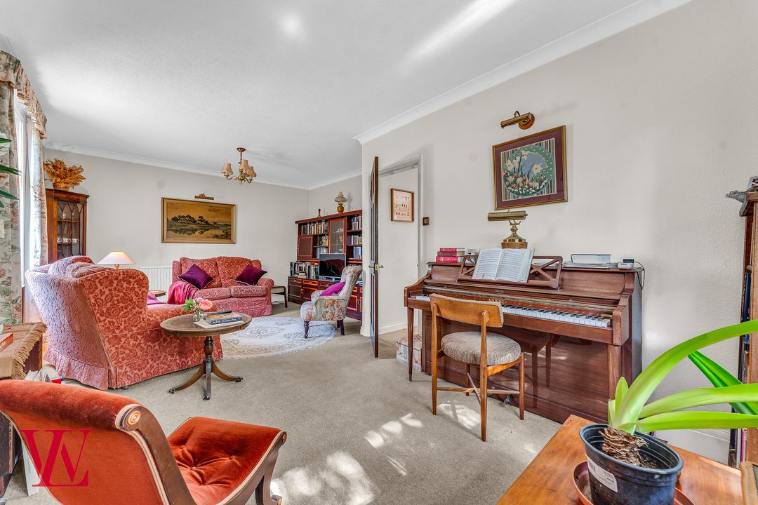 4 bed detached house for sale in Stansted Road, Bishop's Stortford, Hertfordshire 5