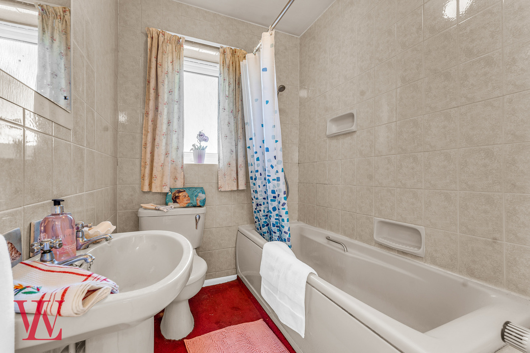 4 bed detached house for sale in Stansted Road, Bishop's Stortford, Hertfordshire 24