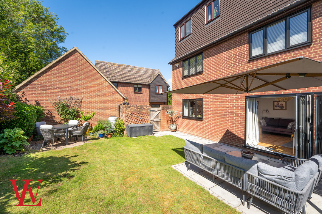 4 bed detached house for sale in Edens Close, Bishop's Stortford, Hertfordshire  - Property Image 23