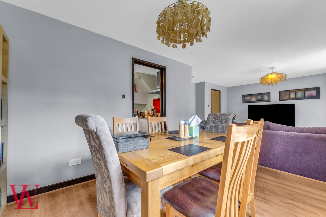 4 bed detached house for sale in Edens Close, Bishop's Stortford, Hertfordshire  - Property Image 8
