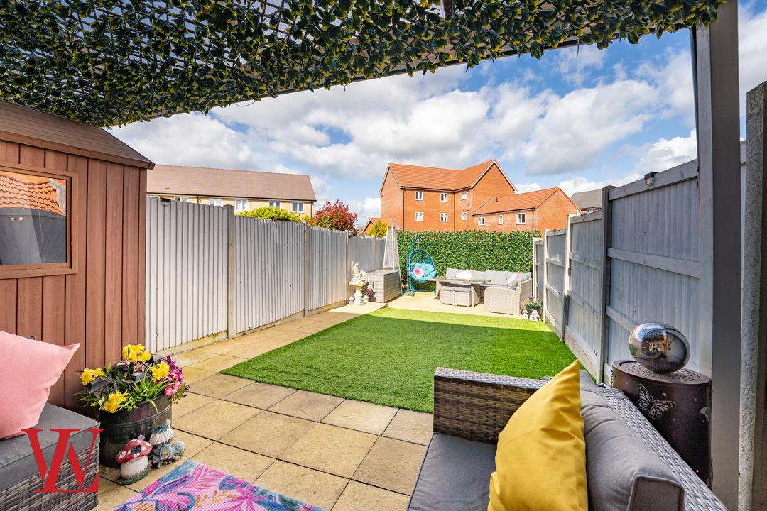 2 bed terraced house for sale in Davey Road, Bishop's Stortford, Hertfordshire  - Property Image 16