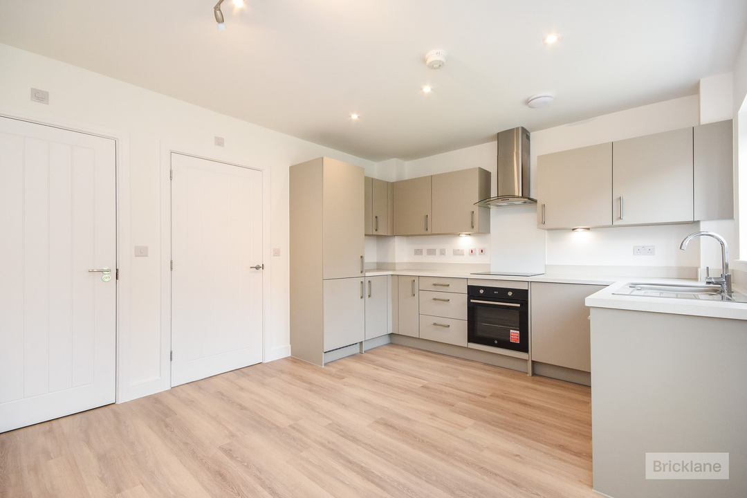 2 bed terraced house to rent in Poolbay Meadow, Little Dunmow, Essex  - Property Image 3
