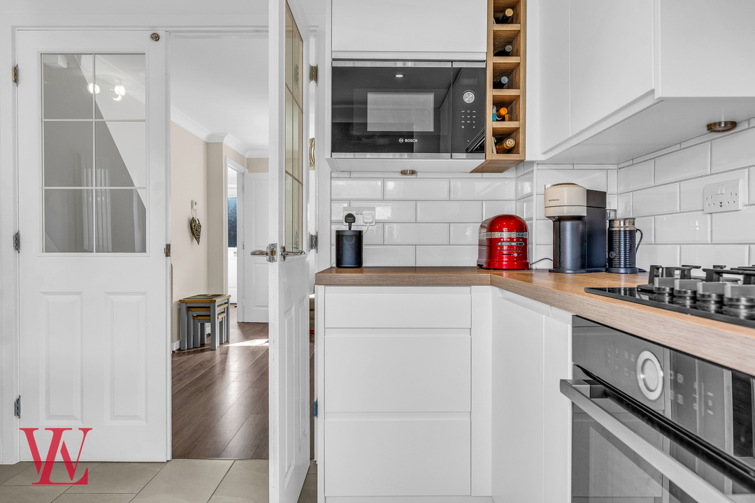 3 bed semi-detached house for sale in Watson Way, Stansted, Essex 6