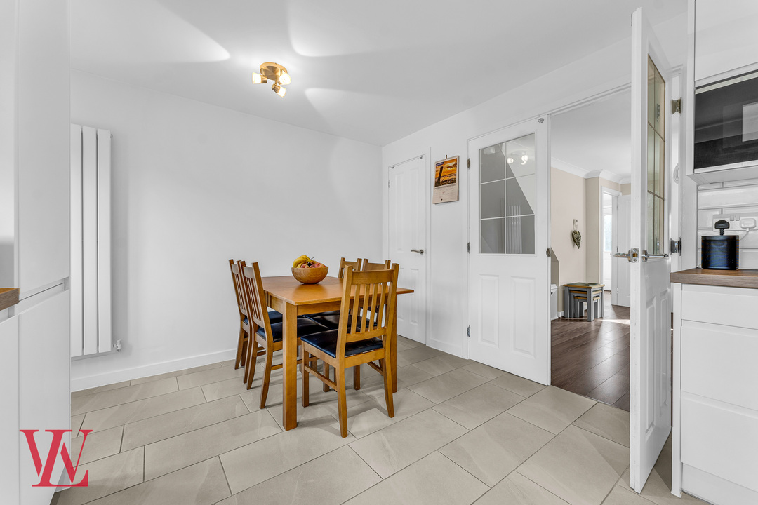 3 bed semi-detached house for sale in Watson Way, Stansted, Essex 7
