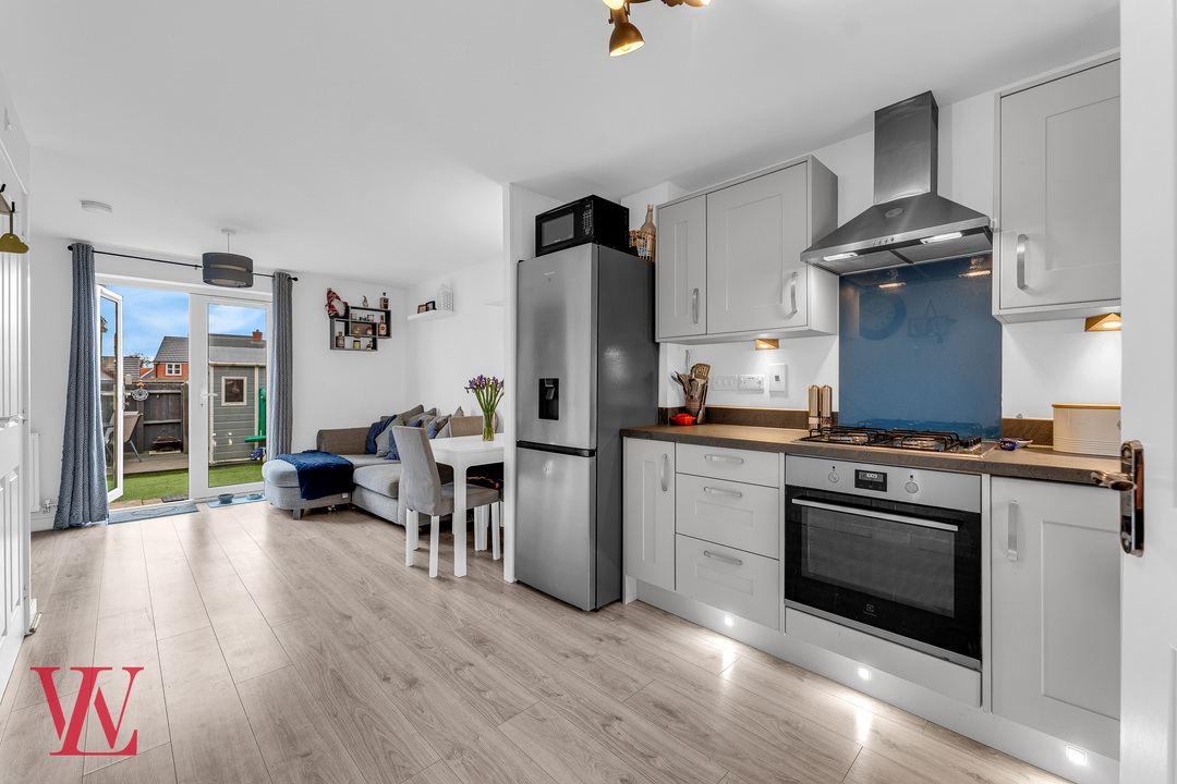 2 bed end of terrace house for sale in Cole Way, Bishop's Stortford  - Property Image 6