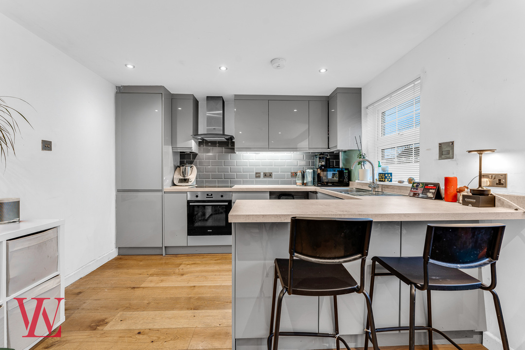 4 bed terraced house for sale in Bakers Court, Hockerill Street, Bishop's Stortford, Hertfordshire - Property Image 1