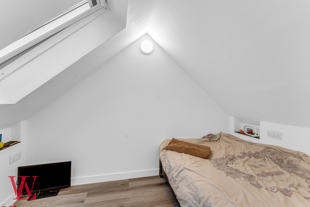 4 bed terraced house for sale in Bakers Court, Hockerill Street, Bishop's Stortford, Hertfordshire 9