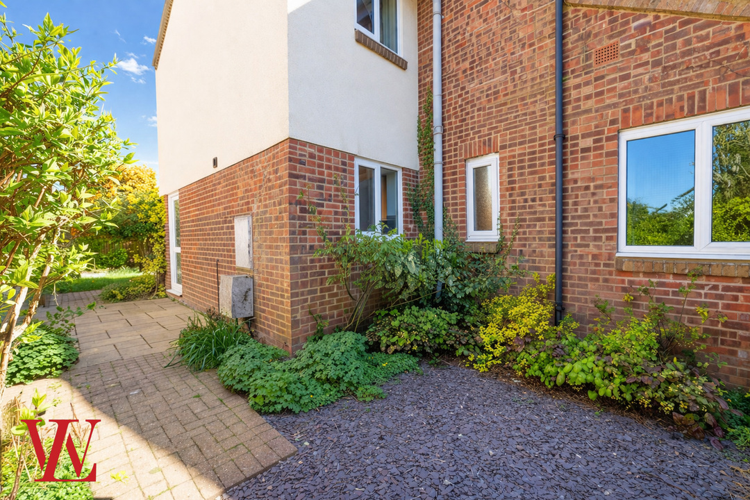 4 bed detached house for sale in Paget Court, Elsenham, Bishop's Stortford, Essex  - Property Image 23