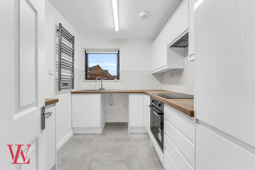 2 bed apartment to rent in Springfield Court, Hadham Road, Bishop's Stortford, Hertfordshire  - Property Image 4