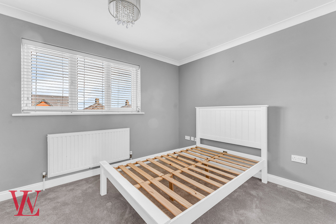 2 bed semi-detached house for sale in Evans Close, Royston, Hertfordshire  - Property Image 12