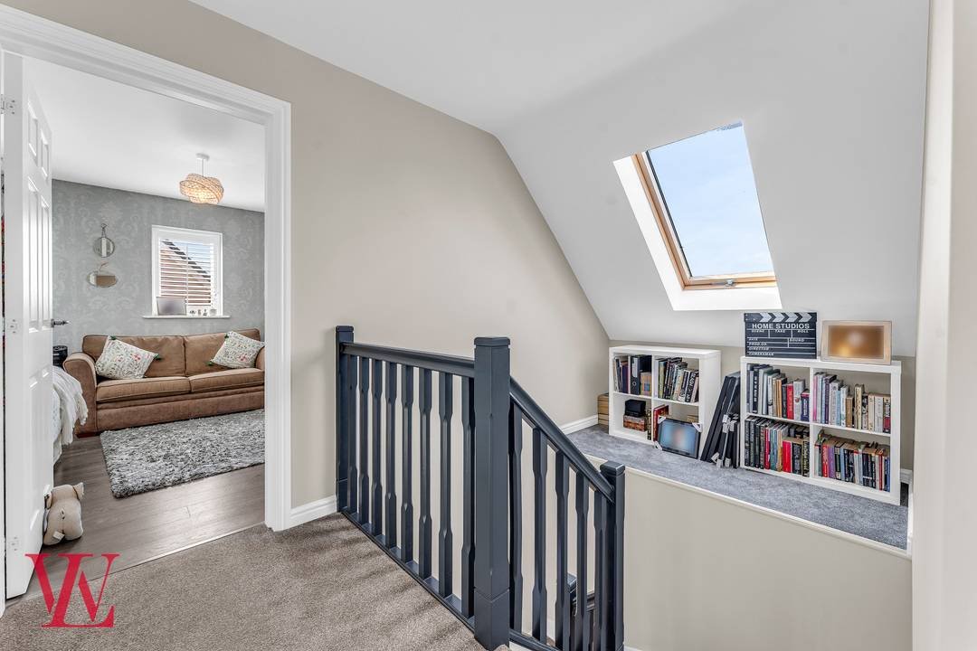 5 bed detached house for sale in Hailes Wood, Elsenham, Bishop's Stortford, Essex  - Property Image 21