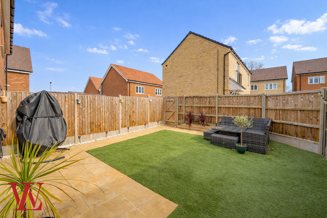 2 bed end of terrace house for sale in Rainbird Road, Bishop's Stortford, Hertfordshire  - Property Image 16