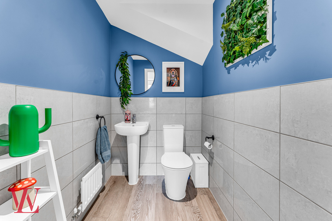 2 bed end of terrace house for sale in Rainbird Road, Bishop's Stortford, Hertfordshire 7