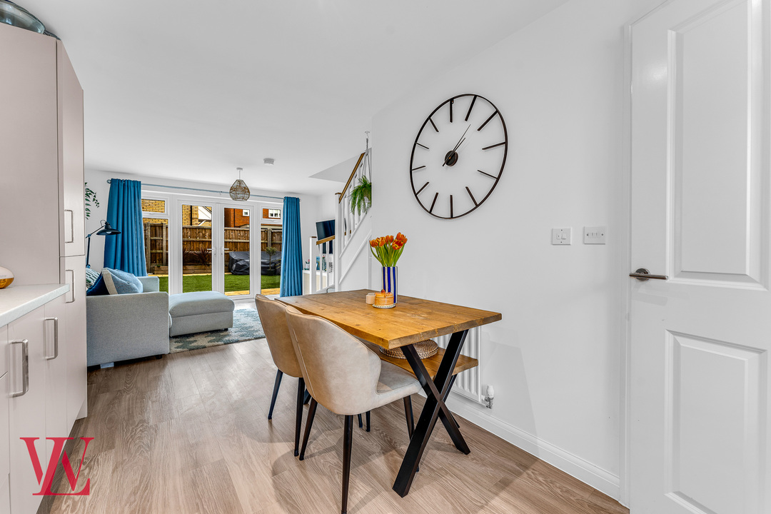 2 bed end of terrace house for sale in Rainbird Road, Bishop's Stortford, Hertfordshire  - Property Image 5