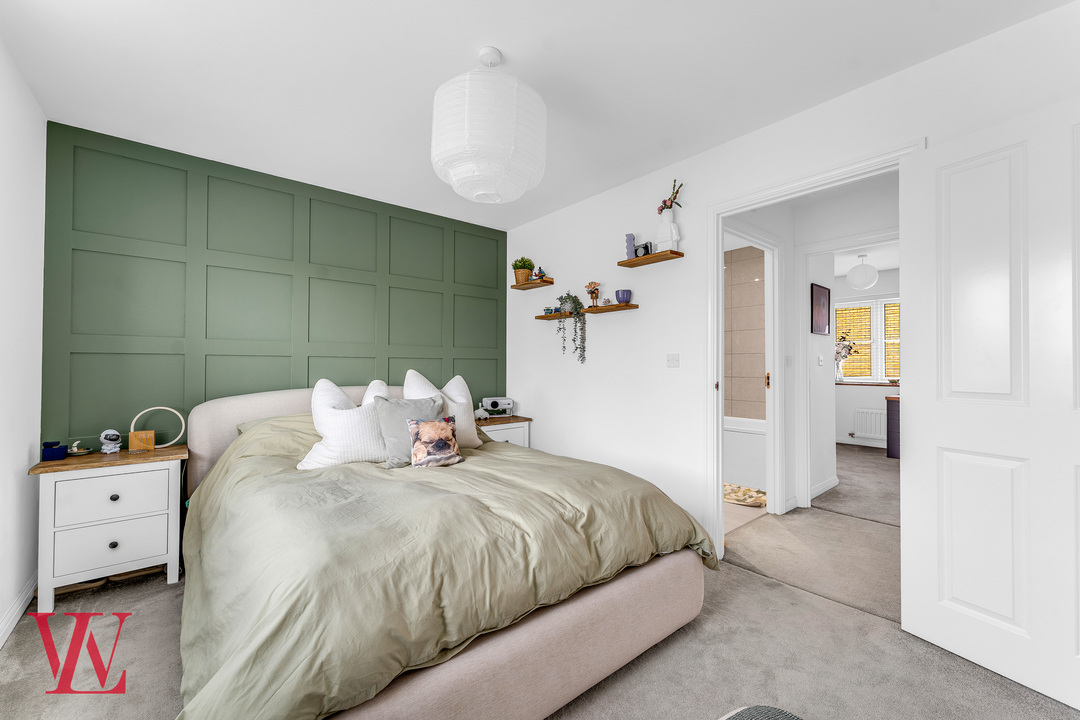 2 bed end of terrace house for sale in Rainbird Road, Bishop's Stortford, Hertfordshire 10