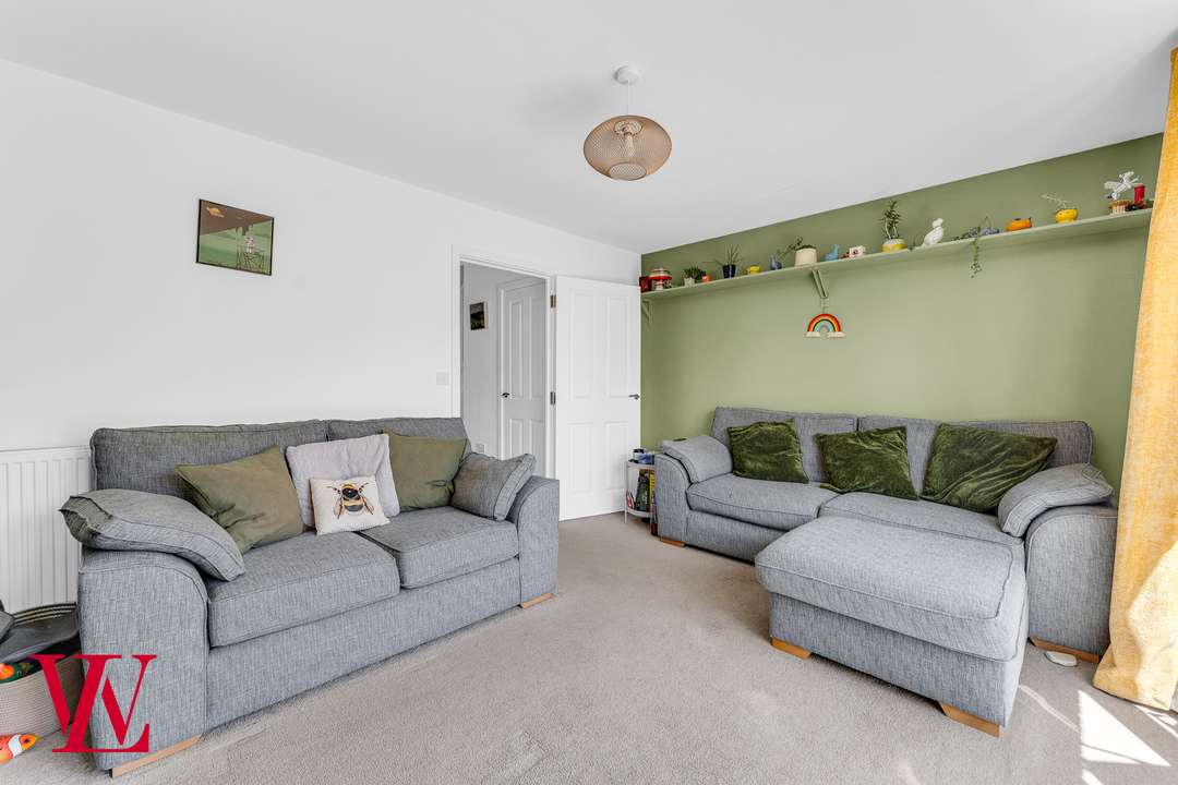 3 bed terraced house for sale in Newland Avenue, Bishop's Stortford, Hertfordshire  - Property Image 3