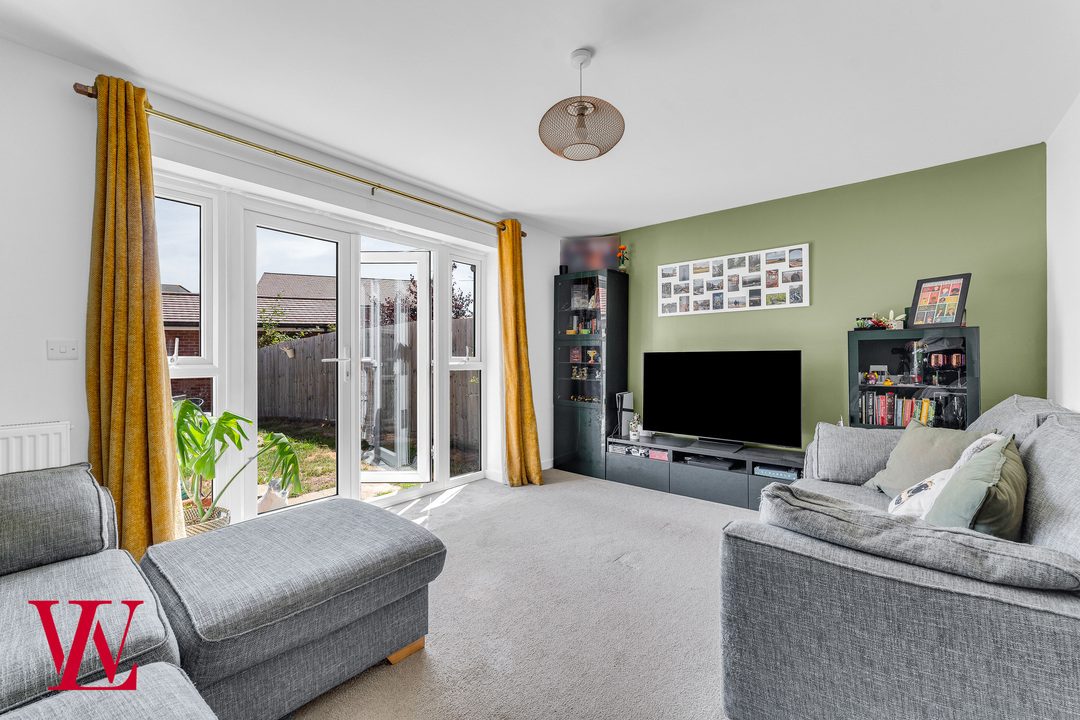 3 bed terraced house for sale in Newland Avenue, Bishop's Stortford, Hertfordshire 1