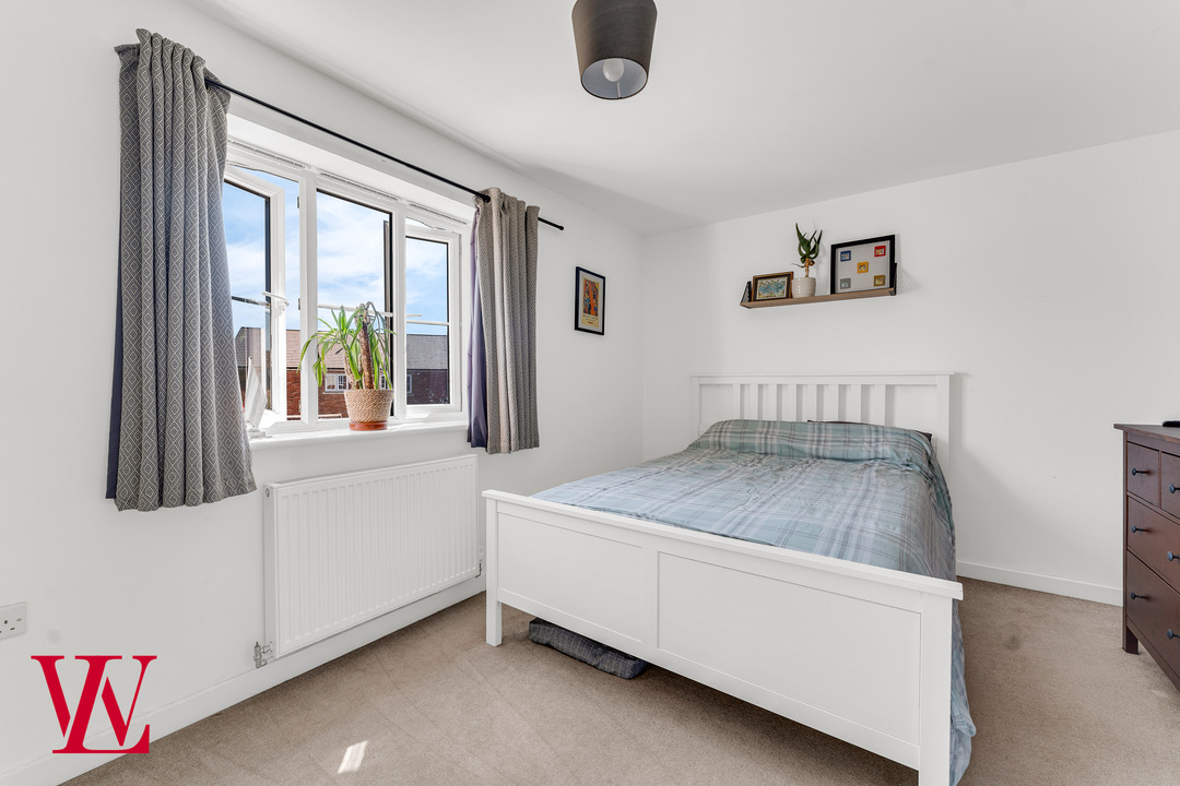 3 bed terraced house for sale in Newland Avenue, Bishop's Stortford, Hertfordshire 12