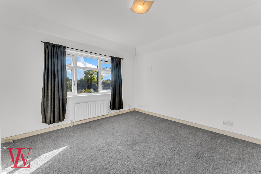 3 bed semi-detached house for sale in Mazoe Road, Bishop's Stortford, Hertfordshire  - Property Image 10