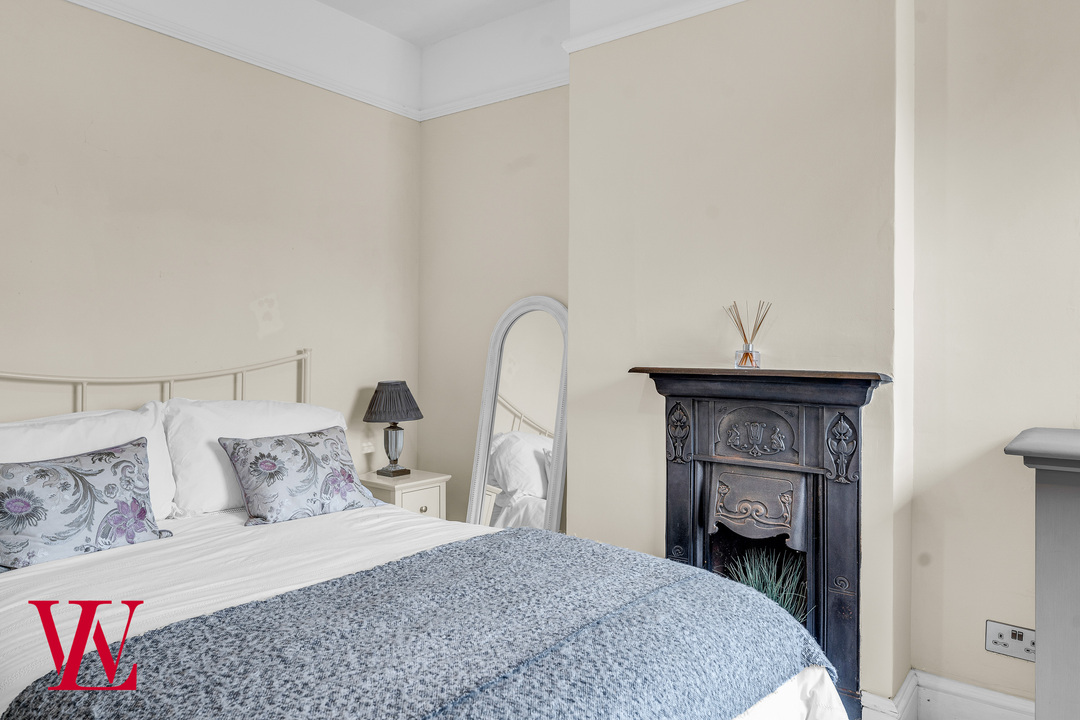 3 bed detached house for sale in Manor Road, Bishop's Stortford, Hertfordshire  - Property Image 14