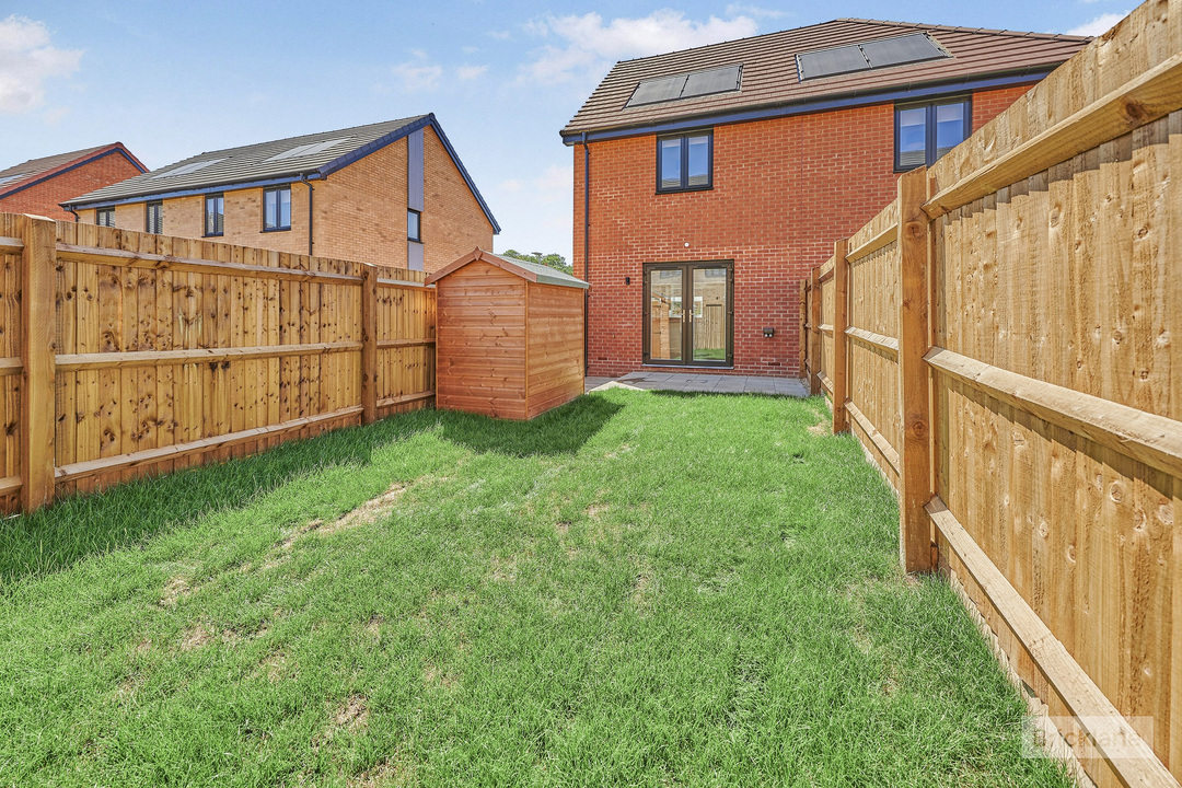 2 bed semi-detached house to rent in Handscomb Way, Bishops Stortford, Hertfordshire  - Property Image 9