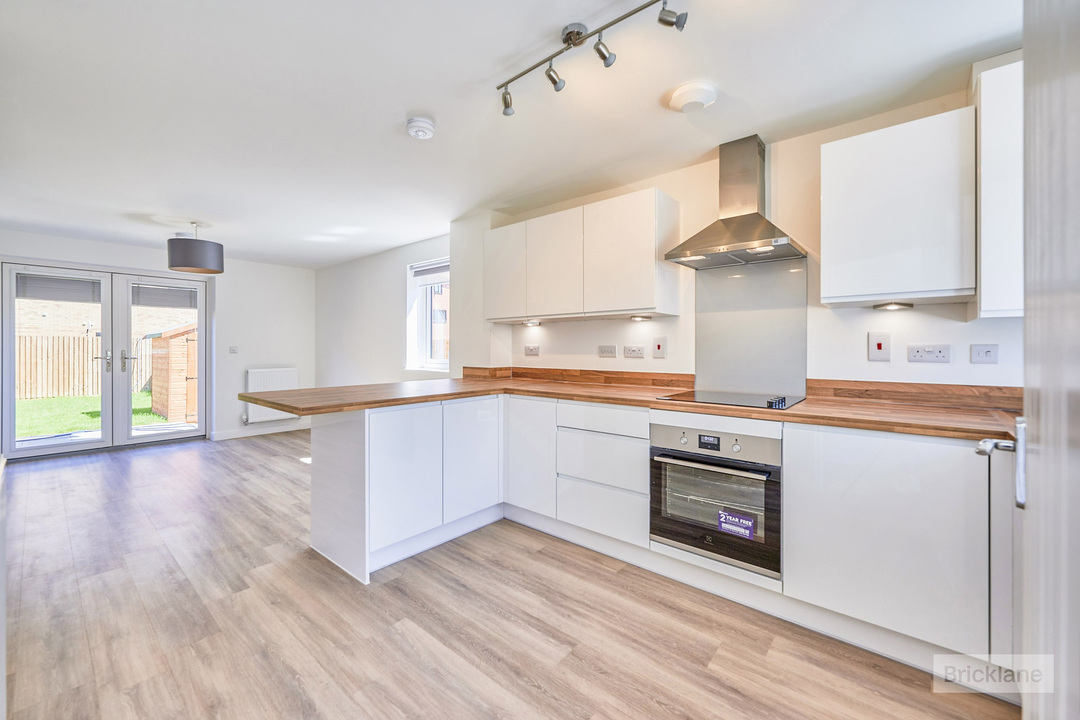 2 bed semi-detached house to rent in Handscomb Way, Bishops Stortford, Hertfordshire  - Property Image 2