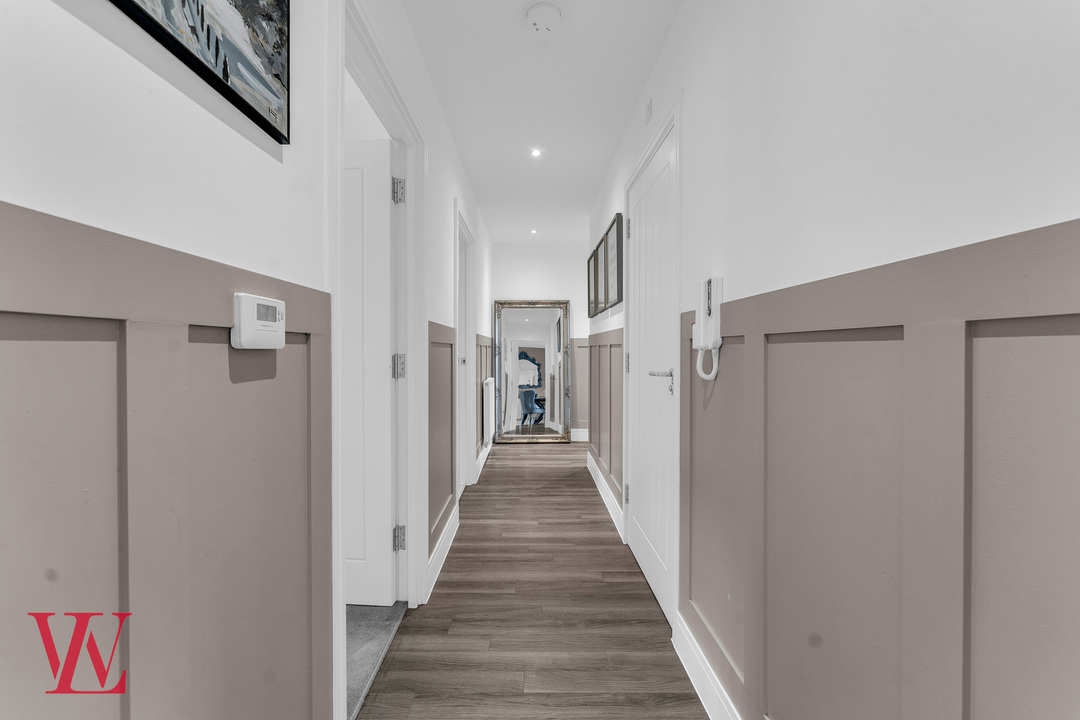 2 bed apartment for sale in Burton Court, Kiffin Road, Bishop's Stortford  - Property Image 11