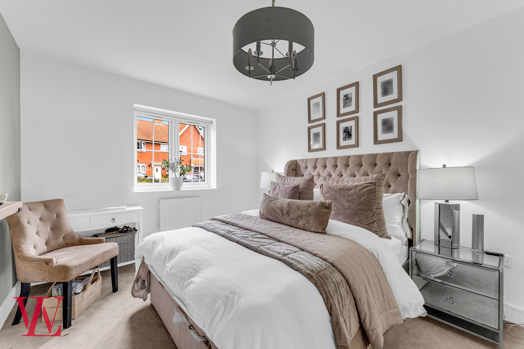 2 bed apartment for sale in Burton Court, Kiffin Road, Bishop's Stortford  - Property Image 14