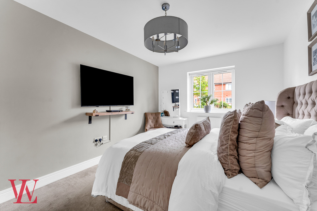 2 bed apartment for sale in Burton Court, Kiffin Road, Bishop's Stortford  - Property Image 13