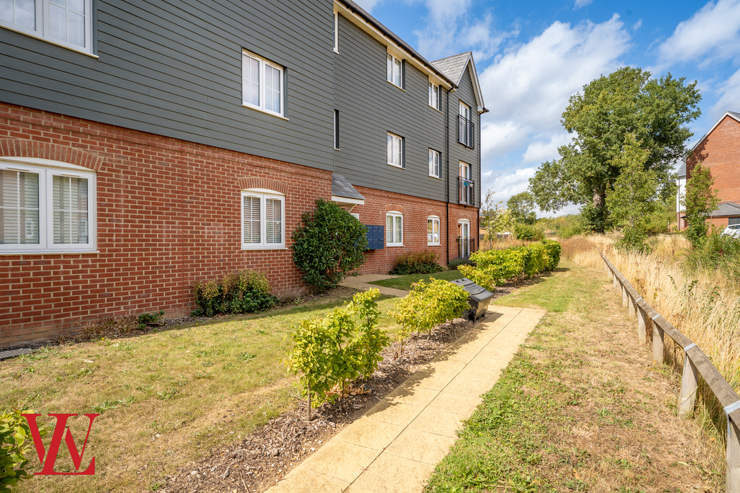 2 bed apartment for sale in Burton Court, Kiffin Road, Bishop's Stortford 20