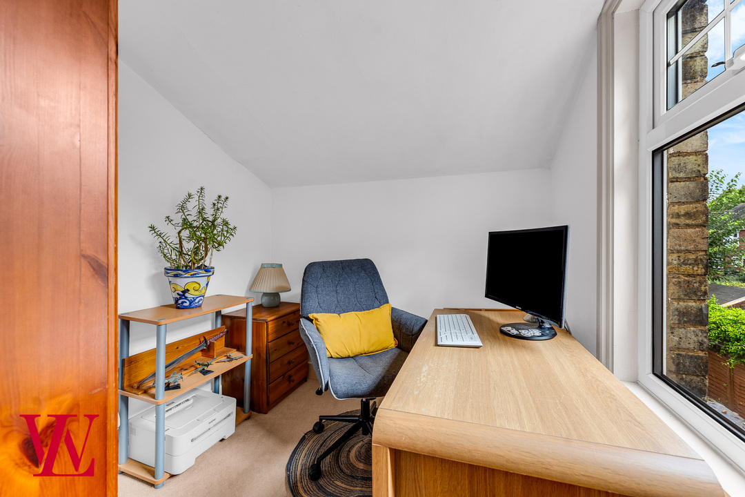 3 bed terraced house for sale in Mill Street, Bishop's Stortford, Hertfordshire  - Property Image 13